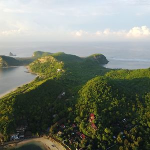 Bruce'S Hideout Lombok 호텔 Kuta  Exterior photo