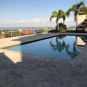 2 Bedrooms Panoramic Seaview Condo Villa With Pool 몬테고 베이 Exterior photo