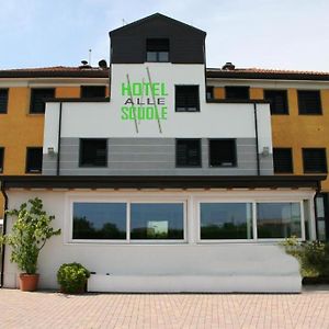 Hotel Alle Scuole New 쿠르타롤로 Exterior photo