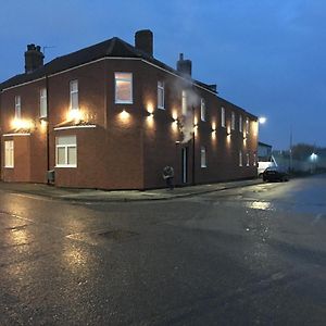 Premier Rooms Teesside 스톡튼온티스 Exterior photo