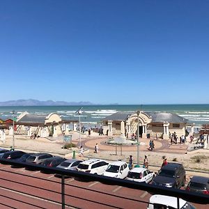 케이프타운 At The Beach - Muizenberg 아파트 Exterior photo