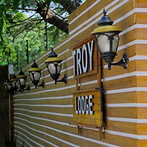 Troy Lodge 루사카 Exterior photo