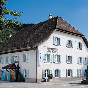 Hotel-Restaurant Du Cerf Sonceboz-Sombeval Exterior photo