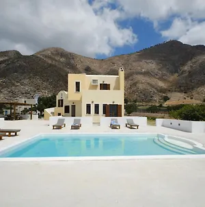 Private Villa Evgenia With Swimming Pool 페리사 Exterior photo
