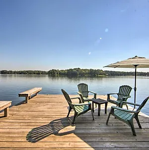 Quiet Home On Lake Hawkins With Kayaks And Dock! Exterior photo