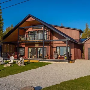 Lakefront Luxury Cottage - Shining Star - Close To Sauble Beach 와이어튼 Exterior photo