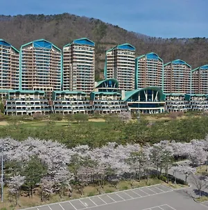 소노펠리체 비발디 파크 호텔 홍천 Exterior photo