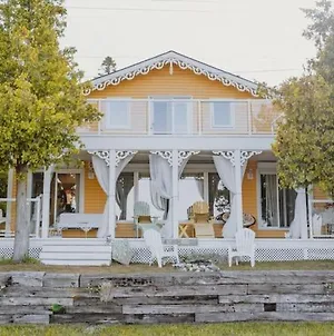 Hot Tub Waterfront Cottage - Near Sauble Beach 와이어튼 Exterior photo