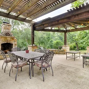 Taylor Vacation Rental With Creek Access On 3 Acres! Hutto Exterior photo