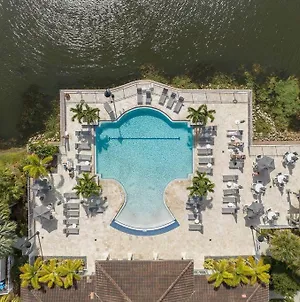 Orlando Oasis: Modern 4Bd Balcony+Lake View+Pool Exterior photo