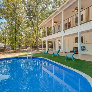 Hemphill Vacation Rental With Pool, Walk To Lake! Exterior photo