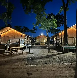 #47 Sons River Ranch Safari Cabin Kingsbury Exterior photo