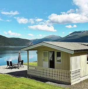 Two-Bedroom Holiday Home In Utvik 3 Reed Exterior photo